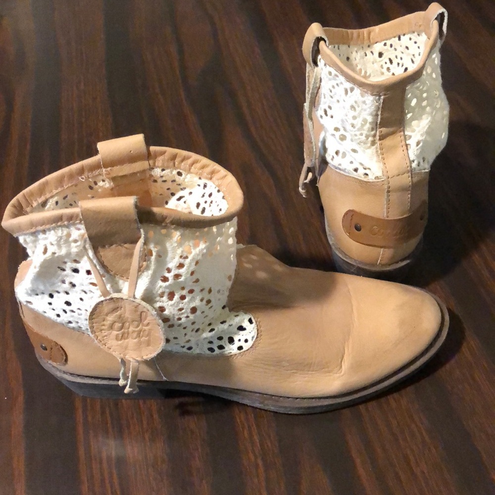 Cool Way booties
